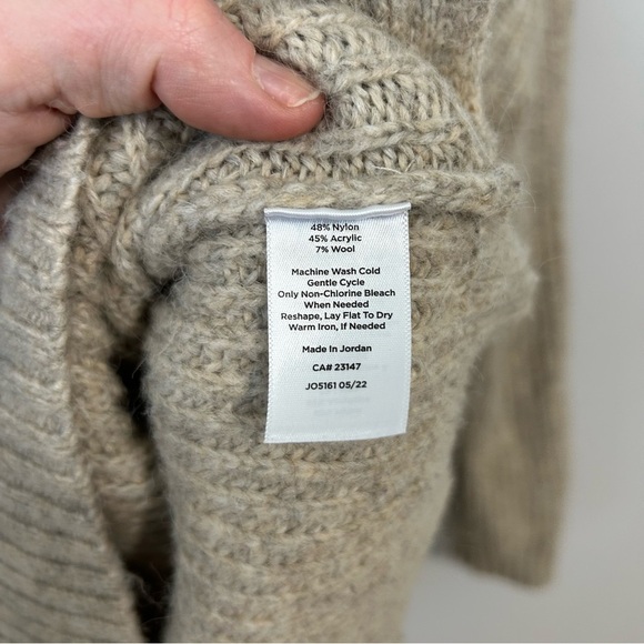 Talbots Shaker Tan V-Neck Wool Blend Shawl Collar Sweater Women’s Size Small - Picture 4 of 6